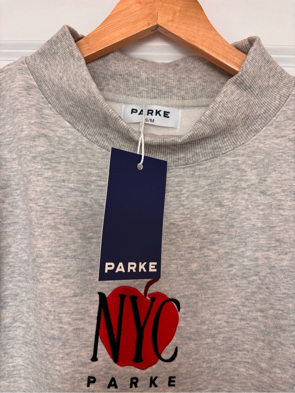 Parke NYC Pop Up Gray Big Apple NYC Mockneck Sweatshirt S/M NEW 2026 - Picture 4 of 5